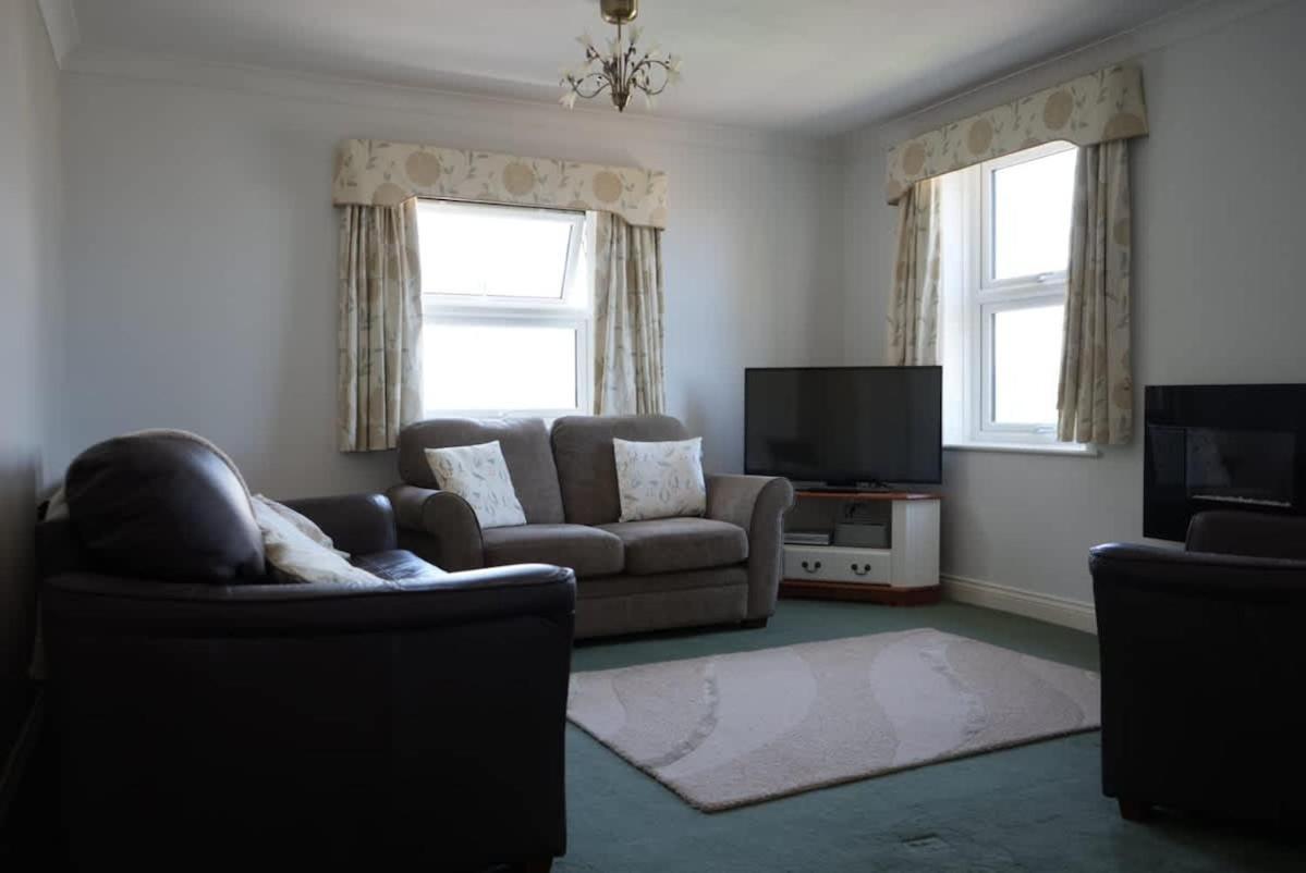 Fabulous High Street Townhouse With Stunning Views & Parking At 'Eagles Nest' Vila Falmouth Exterior foto