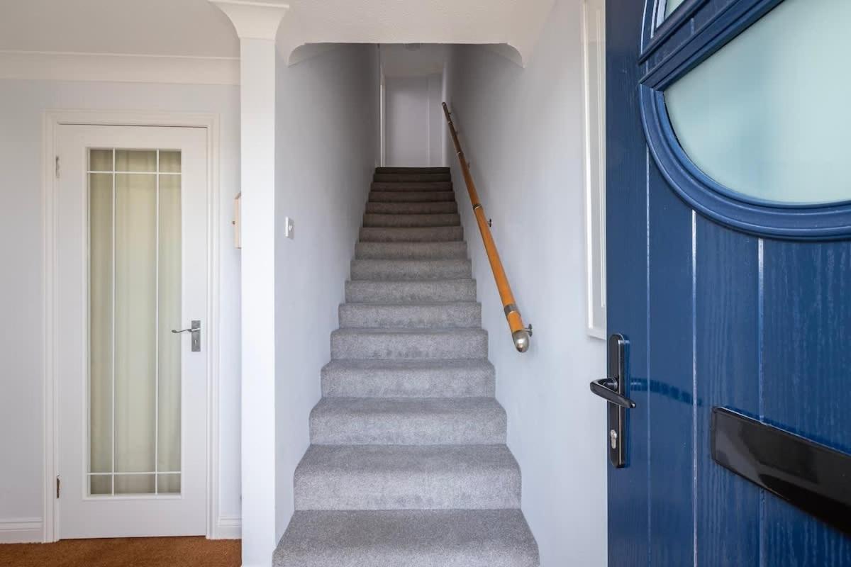 Fabulous High Street Townhouse With Stunning Views & Parking At 'Eagles Nest' Vila Falmouth Exterior foto